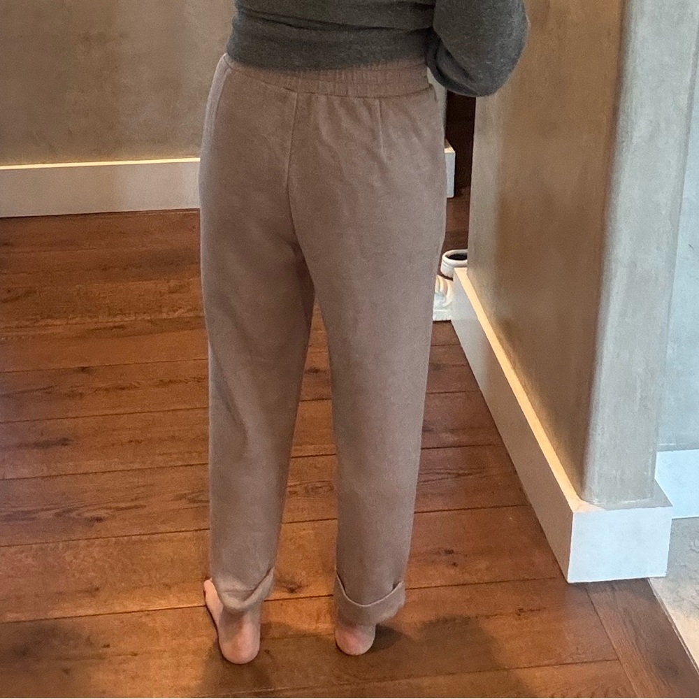 Varley pleated Jogger Pants - Picture 2 of 6